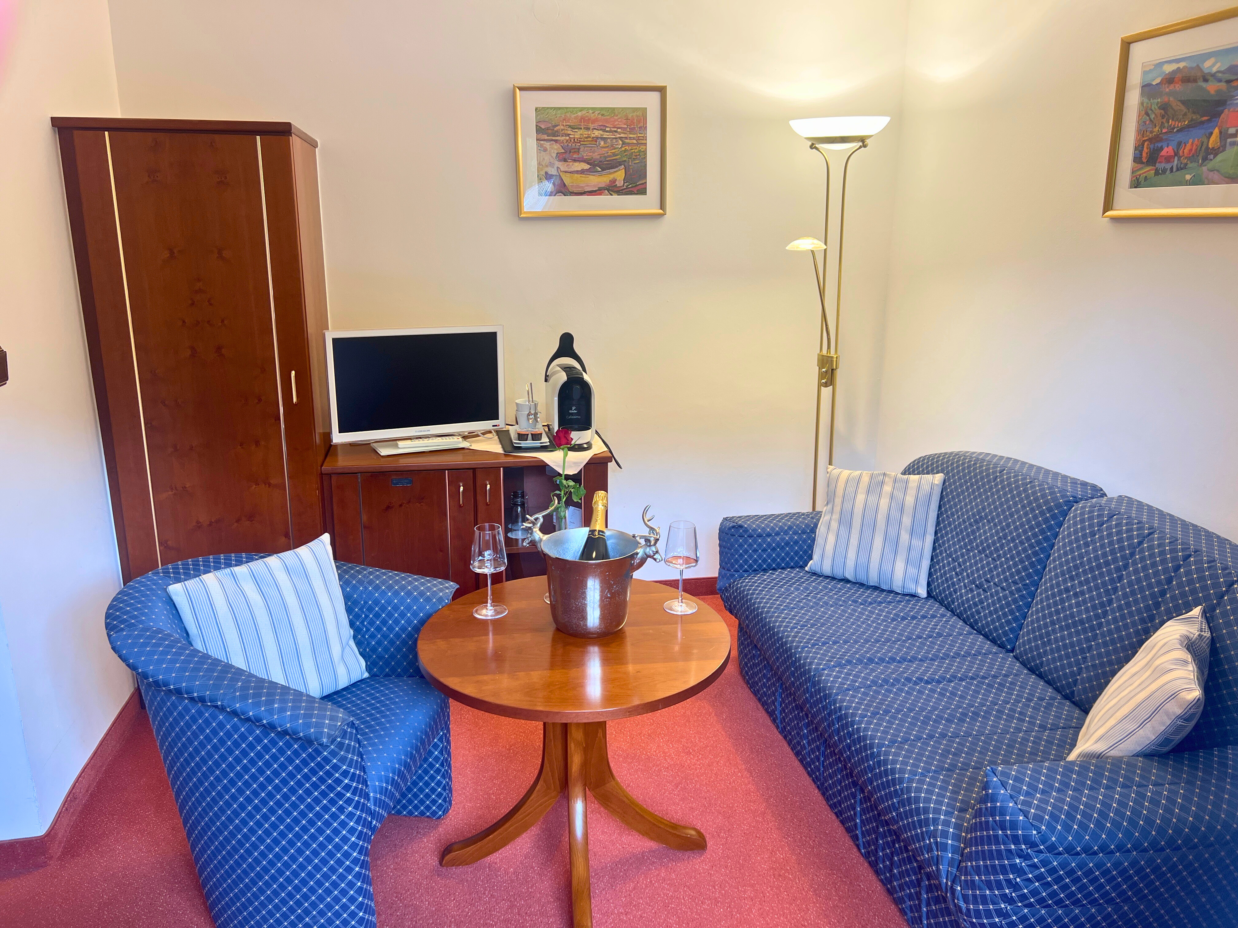 JuniorSuite